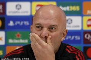 欧冠资格影响帅位？斯洛特：以前没进前四 主帅也留任了